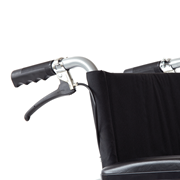 Αμαξίδιο αφαιρούμενα πλαϊνά/υποπόδια & φρένα συνοδού