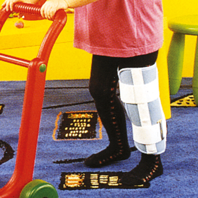 KNEE IMMOBILIZER BRACE